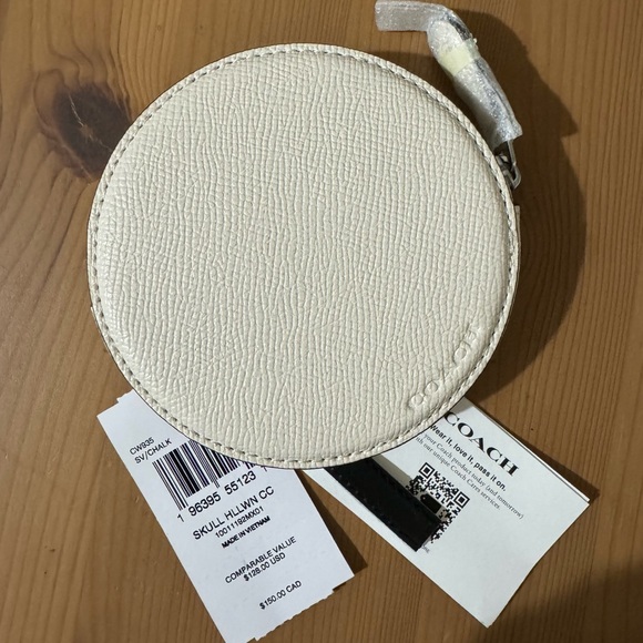 👻 Coach Coin Case With Halloween Skull - Picture 8 of 9